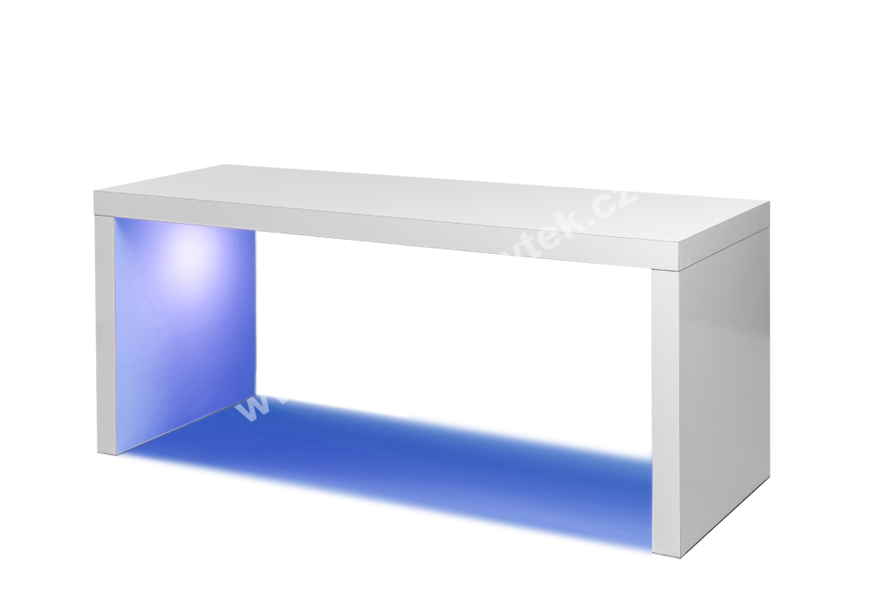 PARTY NÁBYTEK | Půjčovna nábytku, stolů, židlí a vybavení |