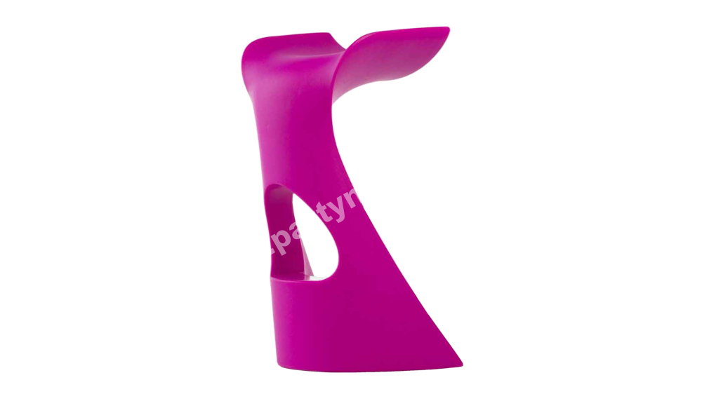PARTY NÁBYTEK | Půjčovna nábytku, stolů, židlí a vybavení |