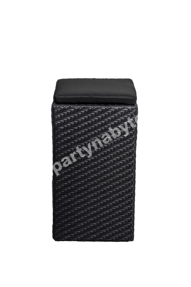 PARTY NÁBYTEK | Půjčovna nábytku, stolů, židlí a vybavení |
