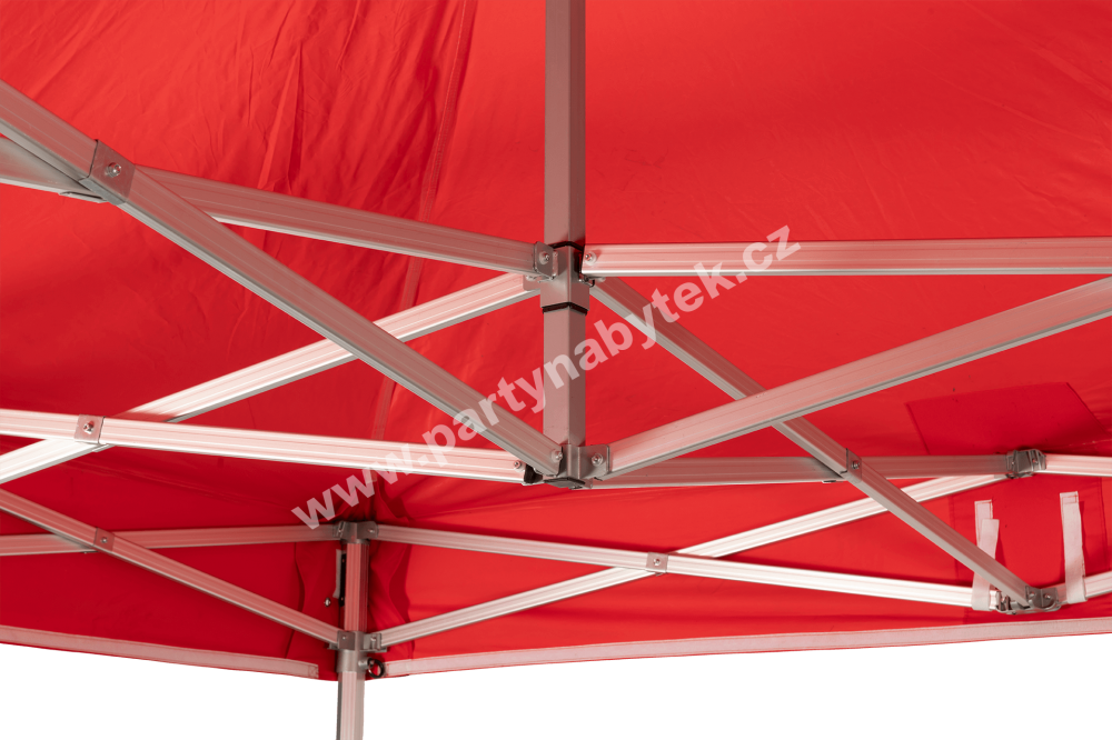PARTY NÁBYTEK | Půjčovna nábytku, stolů, židlí a vybavení |