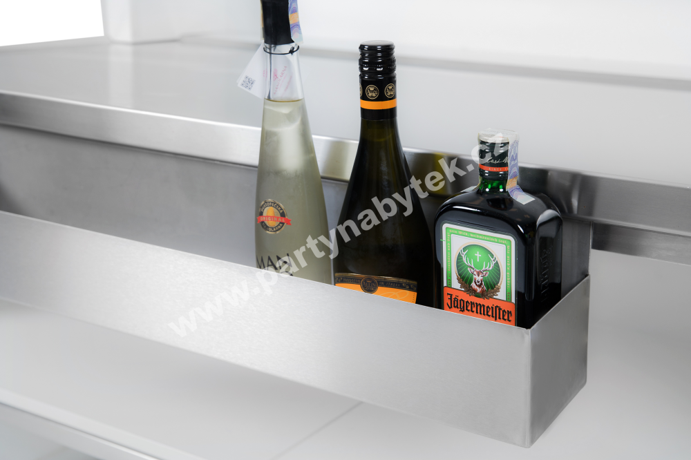 PARTY NÁBYTEK | Půjčovna nábytku, stolů, židlí a vybavení |