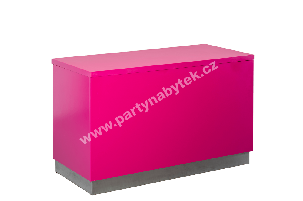 PARTY NÁBYTEK | Půjčovna nábytku, stolů, židlí a vybavení |