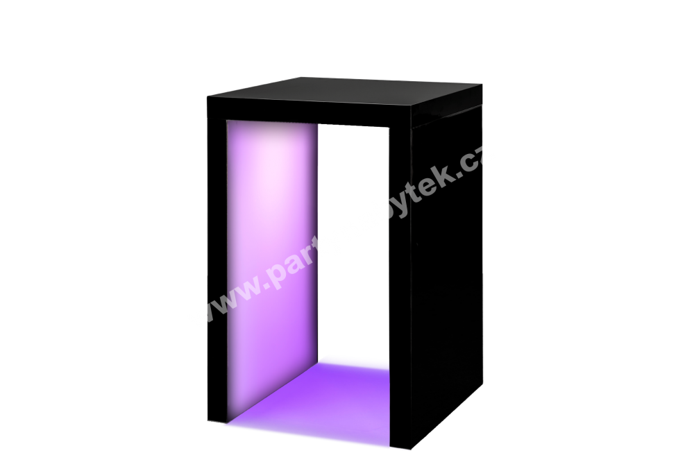 PARTY NÁBYTEK | Půjčovna nábytku, stolů, židlí a vybavení |