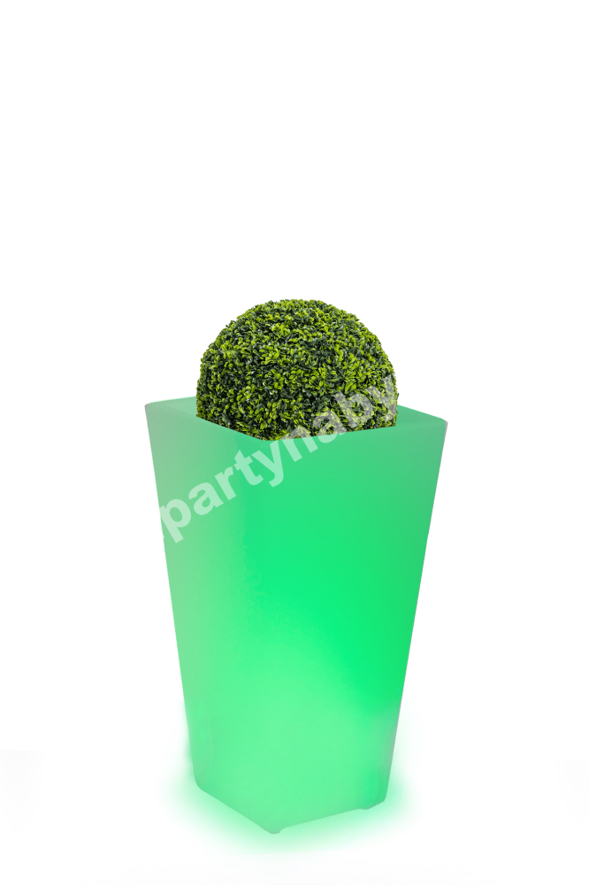 PARTY NÁBYTEK | Půjčovna nábytku, stolů, židlí a vybavení |